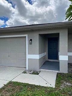 3 bed, 2.0 bath, 1118 sqft, $1,870 — Photo 3