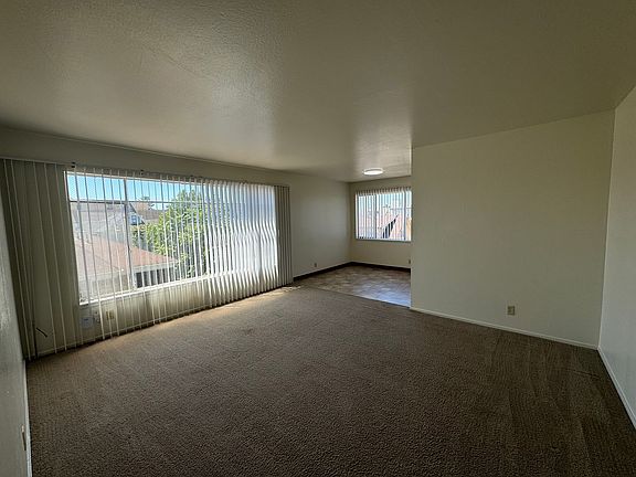 4th image of 2428 Ellsworth St #305