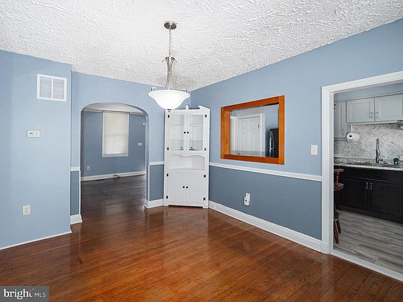 5th image of 5358 Cuthbert Ave