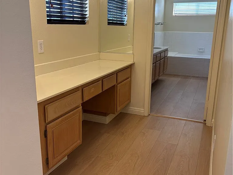 7515 Melvin Ave — Photo 10
