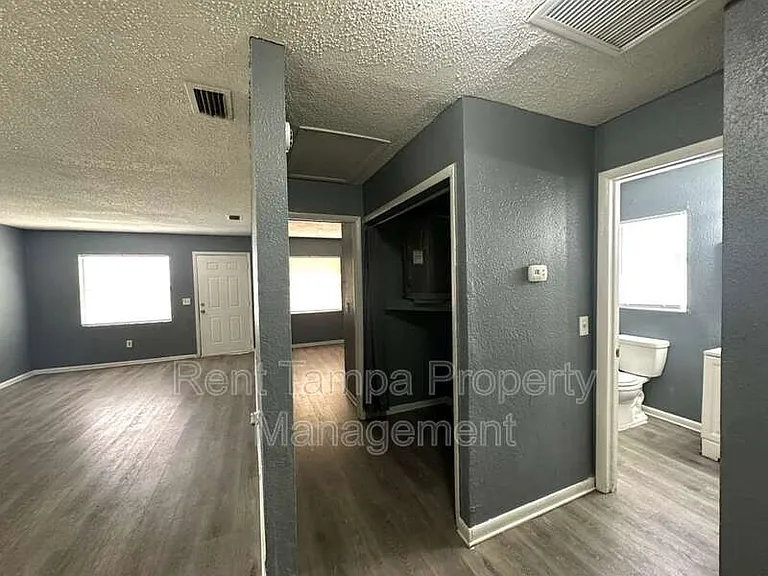 8304 N Mulberry St — Photo 16