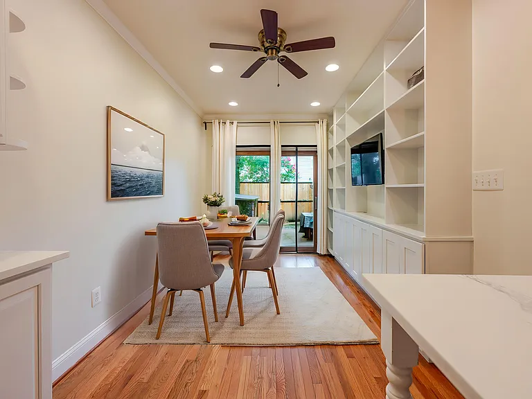 1524 Constitution Ave NE — Photo 6