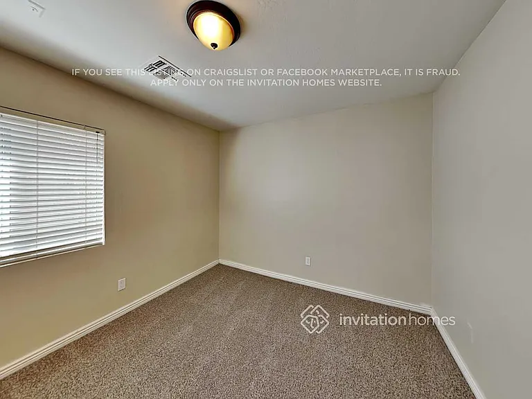 11989 W Almeria Rd — Photo 10