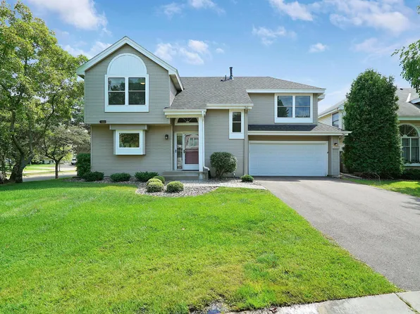 15705 17th Ave N, Plymouth, MN 55447