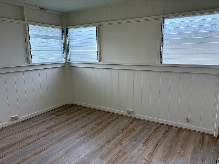 664 Ululani St — Photo 10