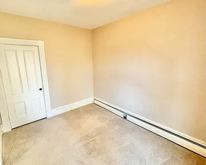 128 Gill St — Photo 11