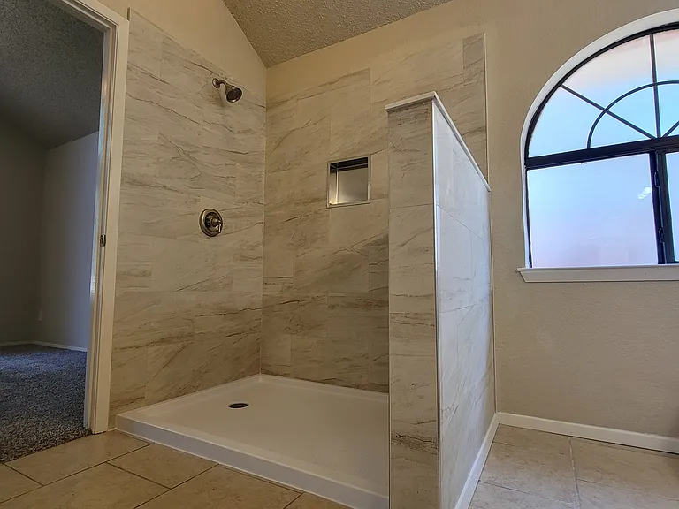 3217 Cliffview Dr — Photo 11