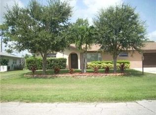 1358 SE Concha St, Port Saint Lucie, FL 34983