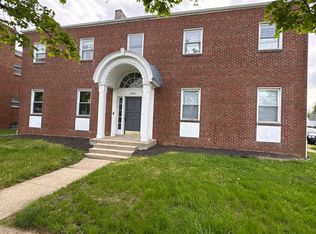 4682 N High St APT C, Columbus, OH 43214