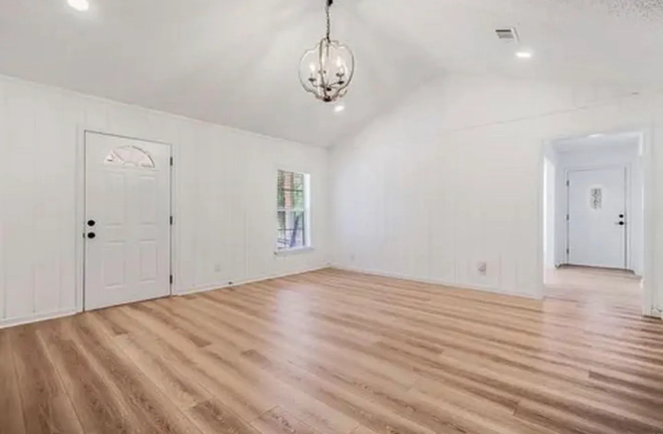 13818 Saddle Wood Dr — Photo 4