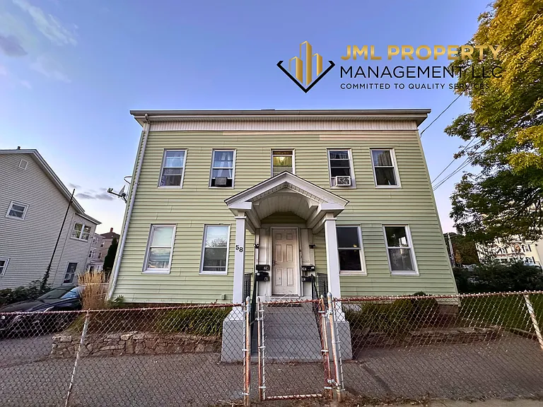 58 Edgemond St #1E — Photo 8