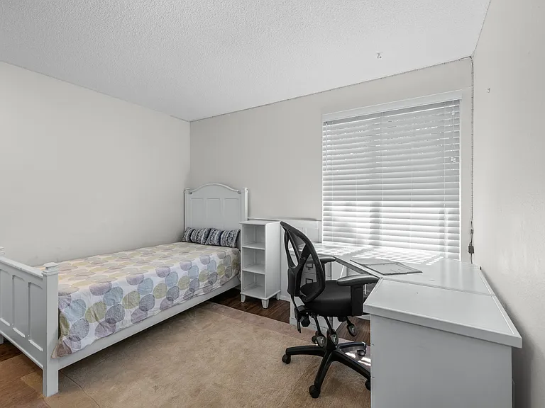 6627 Lakeview Dr #A304 — Photo 19