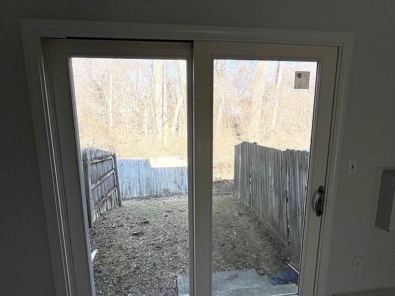 5th image of 149 Canton St Unit 29