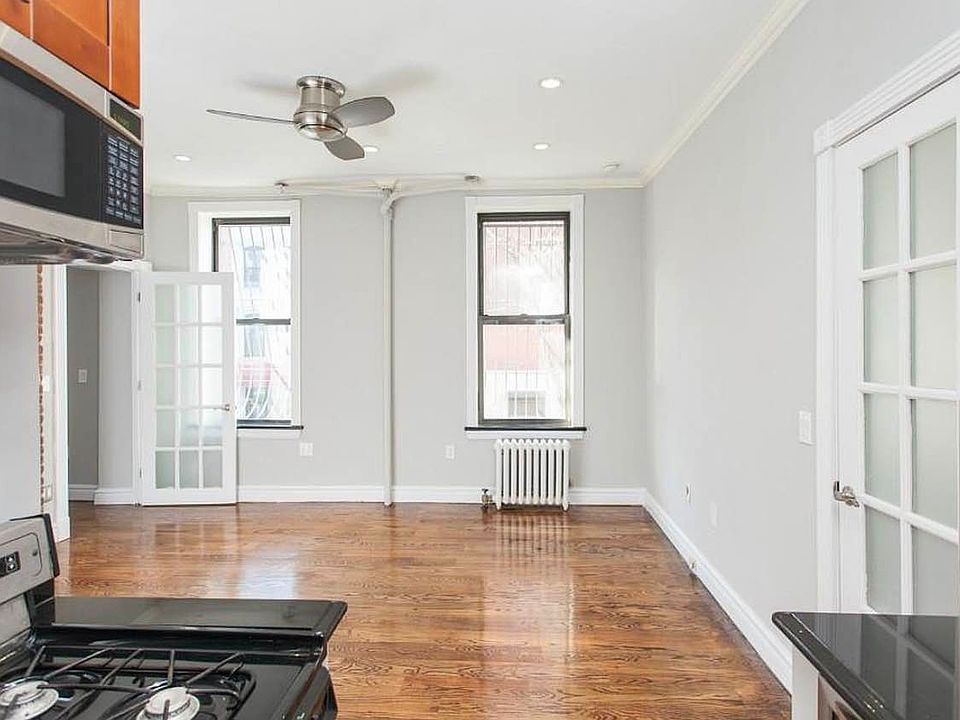 1st image of 459 W 50th St APT 2E