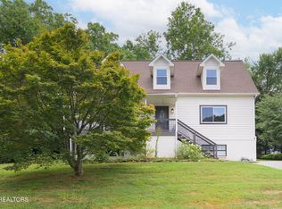10932 Twin Harbour Dr, Knoxville, TN 37934