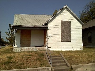 1st image of 1064 Illinois Ave
