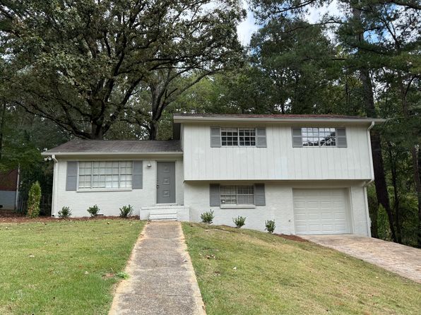 525 Ardmore Ln