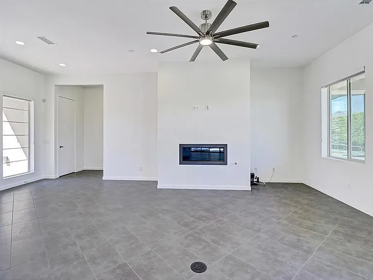 1702 Sienna Ct — Photo 17