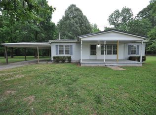 881 Retirement Cir, Calvert City, KY 42029