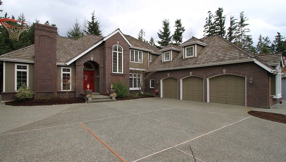 1st image of 25710 SE 32nd Pl