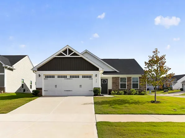 938 Rev Robert Reid St, Reidville, SC 29375