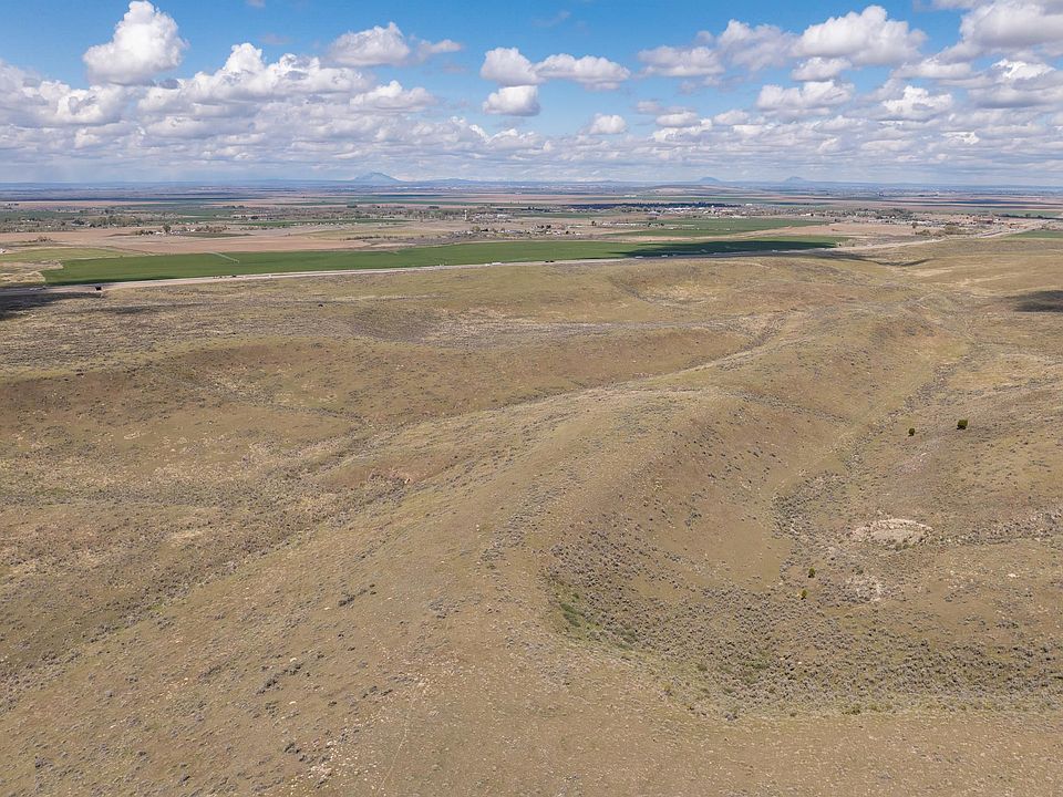 1st image of Cemetery Rd