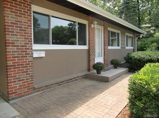 33 Saint Linus Ct, Saint Charles, MO 63301