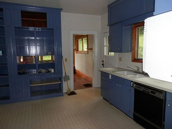 4th image of 530 N Stewart St