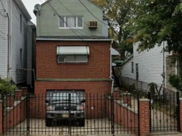 1029 Olive St, Elizabeth City, NJ 07201