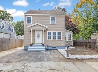 4 Market St, Lawrence, MA 01843