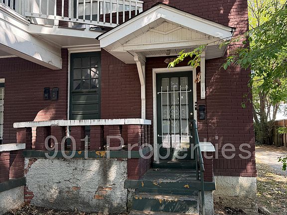 2nd image of 212 N Willett St APT 1