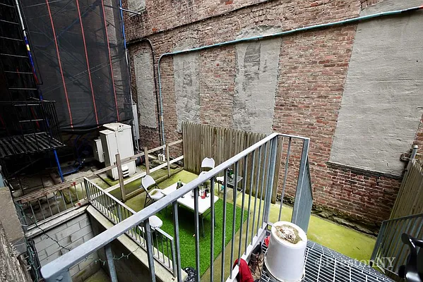 Rented by JM Preston Properties LLC | media 27