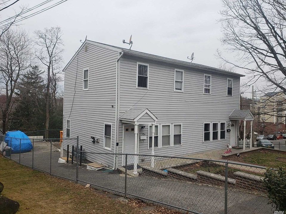2nd image of 12 Johnson St