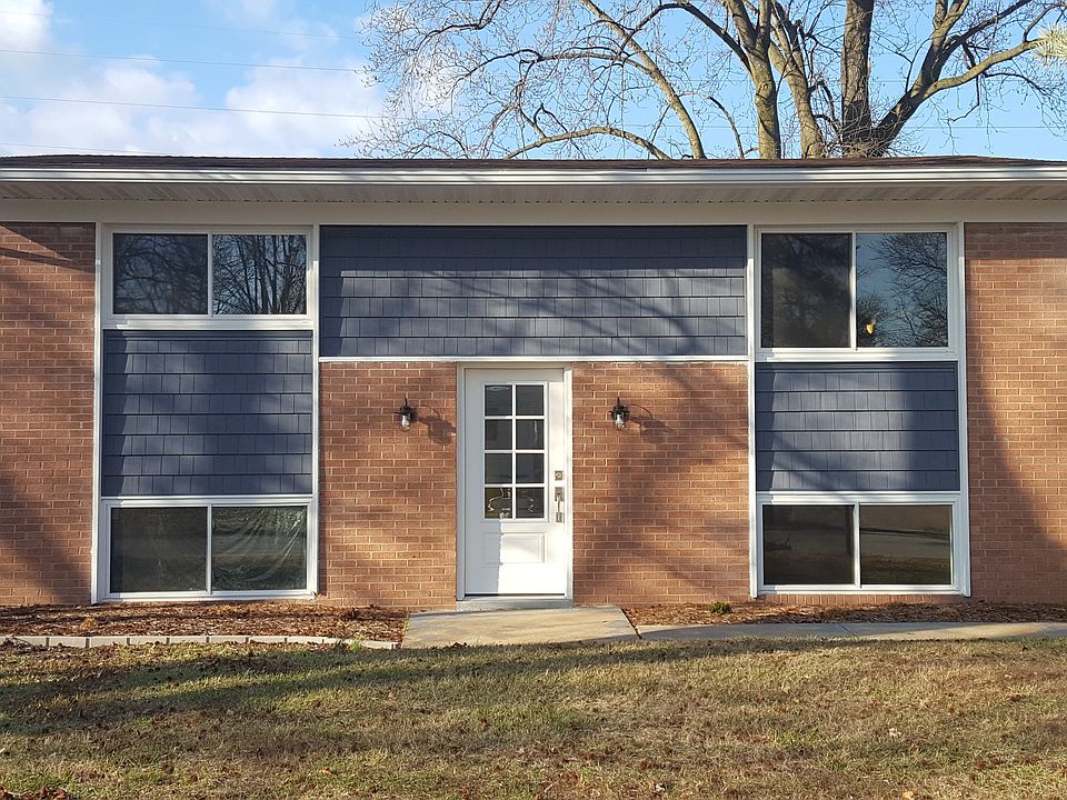 1st image of 225 Kadlec Dr