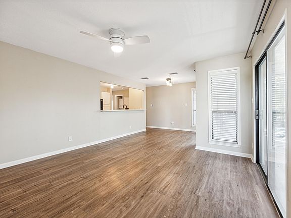 5th image of 1307 Barton Hills Dr APT 4