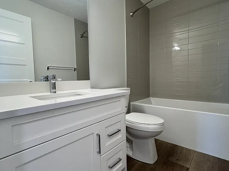 125 Wolf Hollow Cres SE — Photo 60