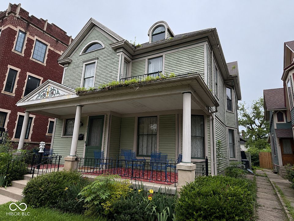 2nd image of 322 W 12th St