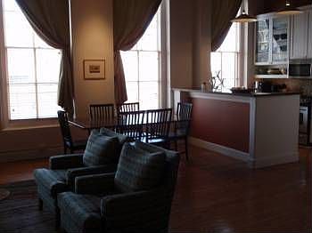 2nd image of 2318 Market St APT 10