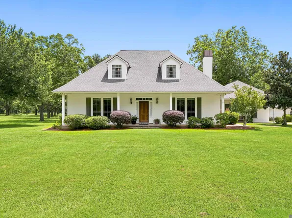 6980 Barrow Hill Dr, Saint Francisville, LA 70775