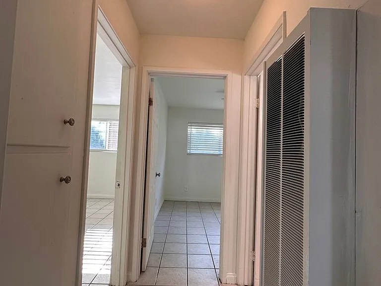 2277 Channel Dr — Photo 8