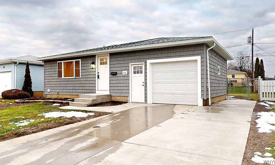 1st image of 111 Brentwood Dr