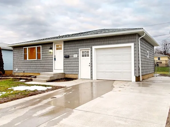 111 Brentwood Dr, Cheektowaga, NY 14227