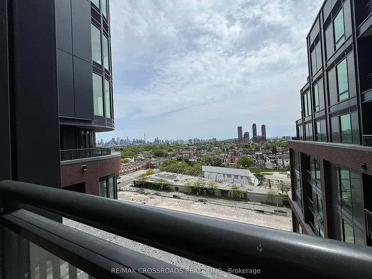 1185 Dupont St #801 — Photo 16