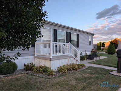 109 Woodcreek Blvd, Walbridge, OH, 43465