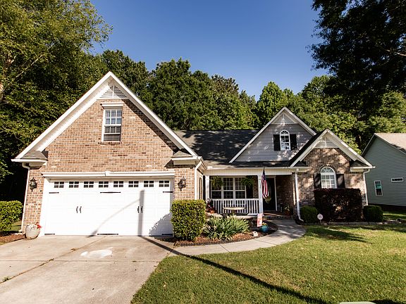 3rd image of 235 Sellhorn Blvd