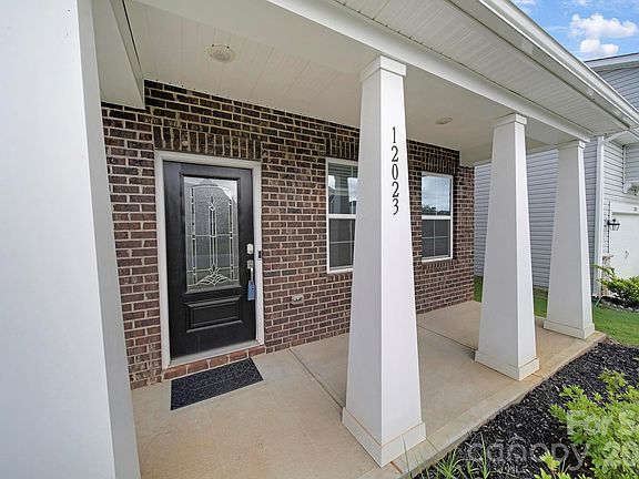 2nd image of 12023 Bishop Castle Dr #720
