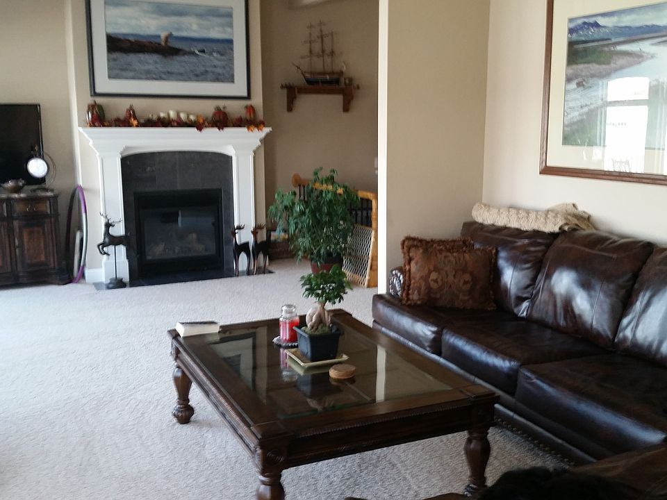 2nd image of 5812 N Country Club Blvd