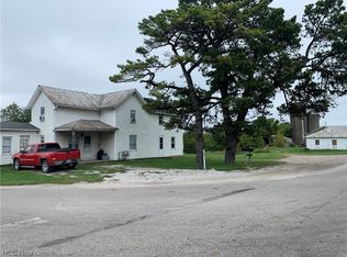 11412 Dover Rd, Apple Creek, OH 44606