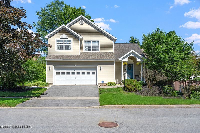 2nd image of 12 Maxwell Drive