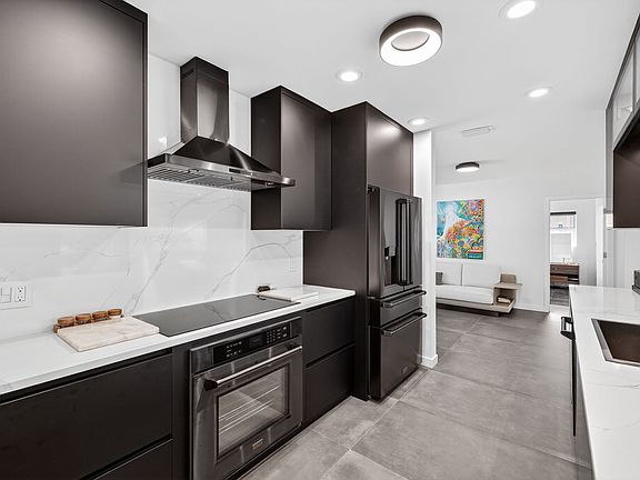 5th image of 2720 NE 59th St